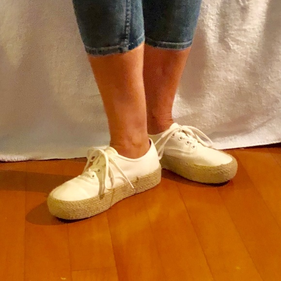 Vans Shoes - Platform Vans